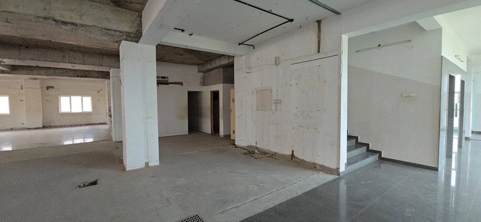 Bare shell office, Ekkattuthangal (3500 sq.ft) — photo 4