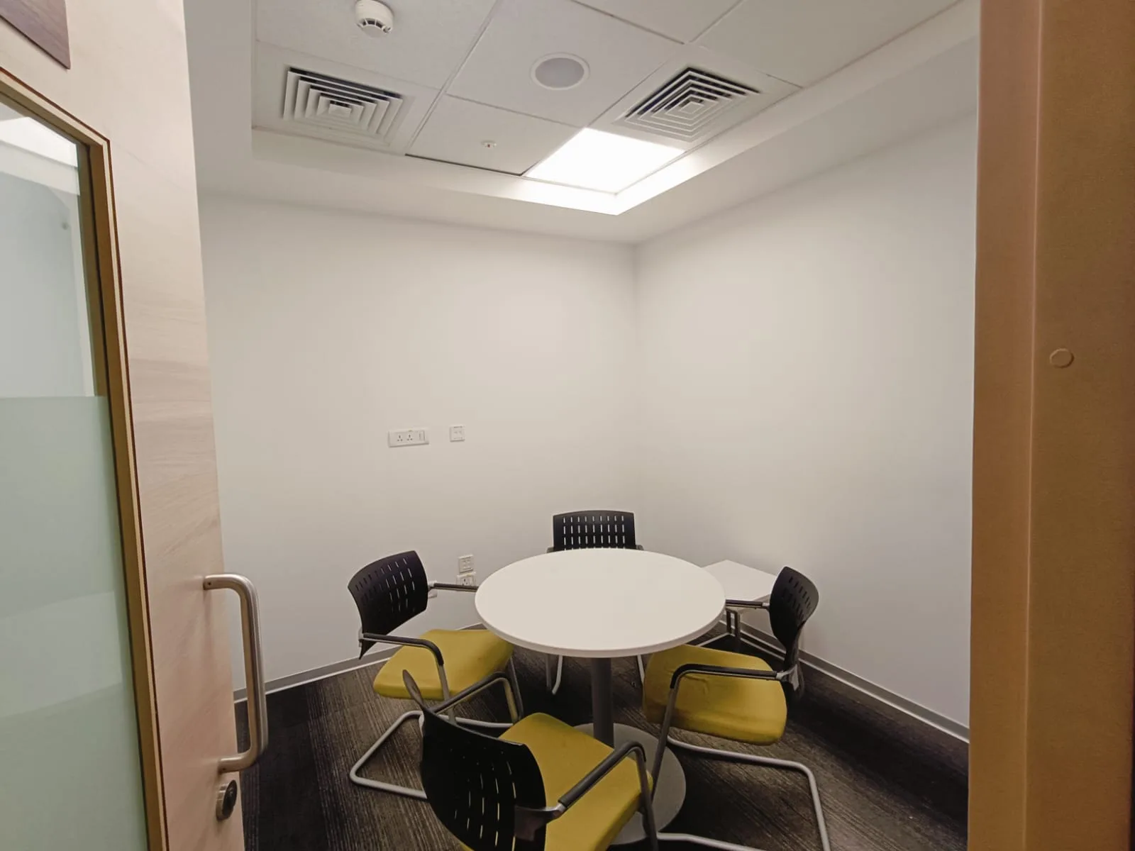 RENT-Office — photo 5