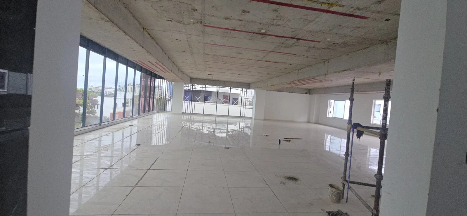 Warm shell office for rent, Tharamani / OMR (3800 sq.ft × 4) — Zero Brokerage — photo 2