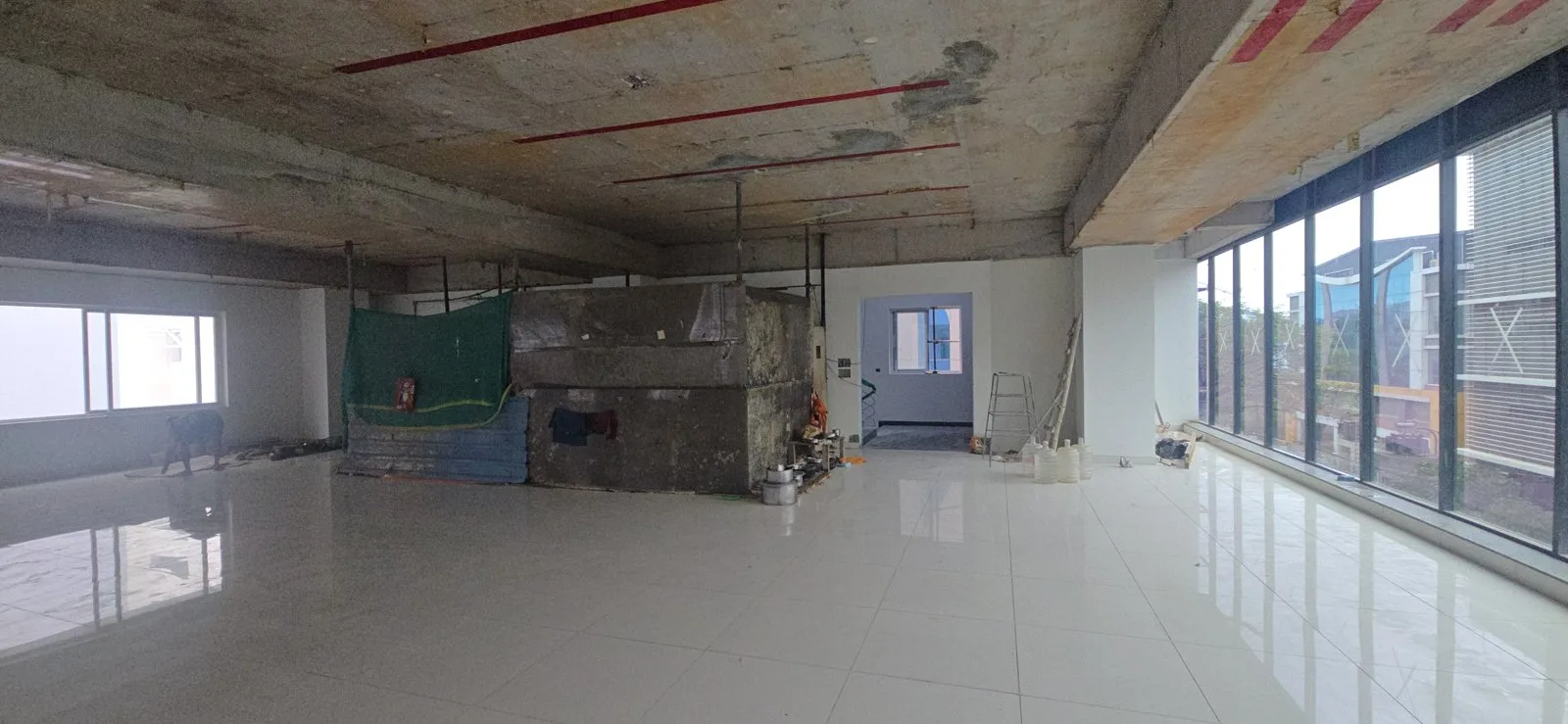 Warm shell office for rent, Tharamani / OMR (3800 sq.ft × 4) — Zero Brokerage — photo 4